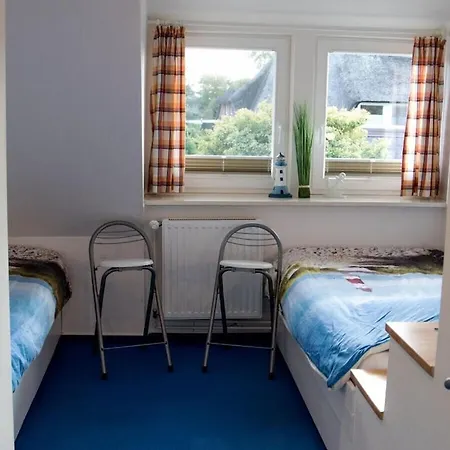 With 2 Bedrooms Böhl